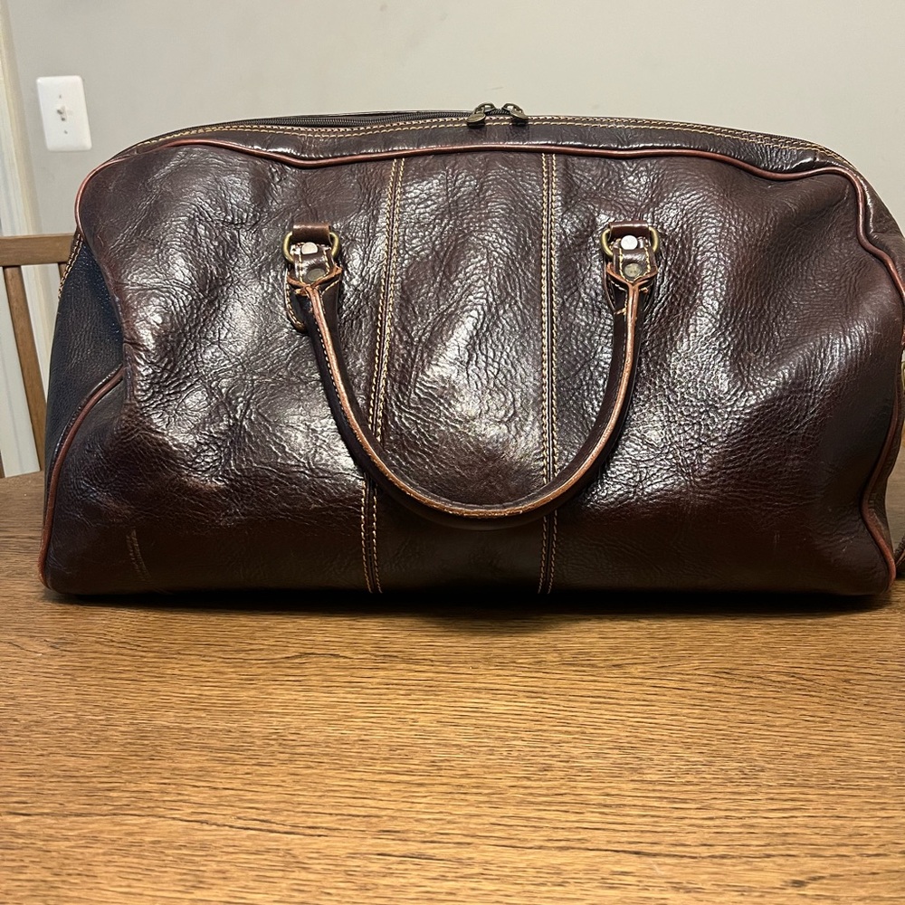 Luxurious Dark Brown Leather Duffel Bag